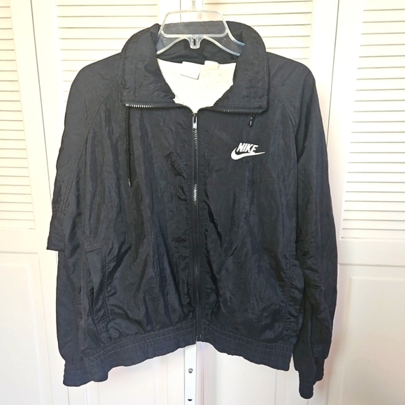 Nike Jackets & Blazers - Vintage Y2K Nike Women's Lined Windbreaker Crop Zip Front Jacket Medium Black